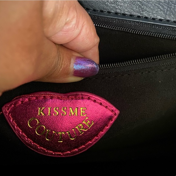Kiss Me Couture 💋 Vegan Leather Floral Bag - Picture 11 of 16
